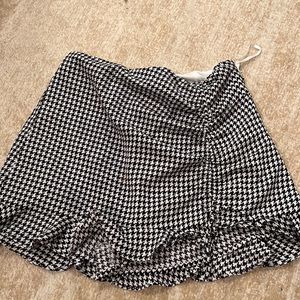 Black and white patterned fit and flare skirt